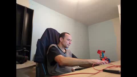 stickolive1 online show from October 2025 10:38:01 PM