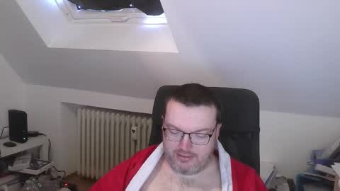 Oliver online show from December 2025 07:58:02 AM