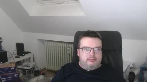 Oliver online show from April 2026 07:11:02 PM