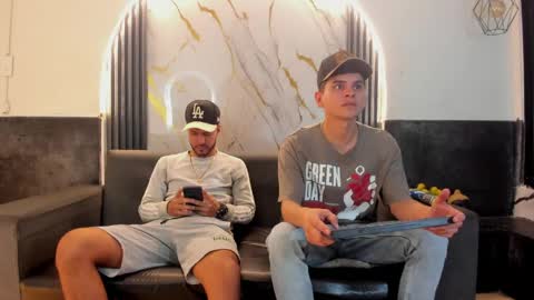 friends online show from March 2026 04:06:02 AM