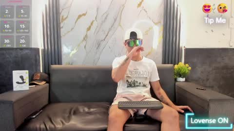 friends online show from April 2026 04:06:02 AM