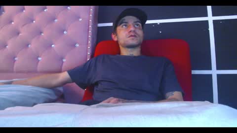 stiven online show from November 2025 01:22:02 PM