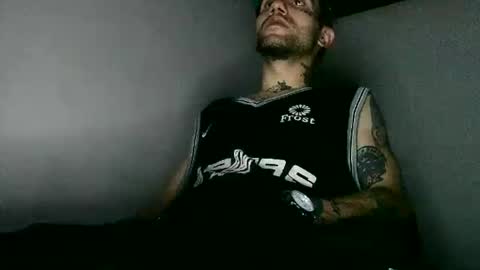 stiven online show from April 2026 01:00:01 AM