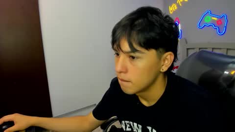 Stiwen online show from October 2025 01:12:02 PM