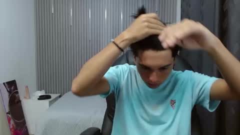 Stiwen online show from March 2026 12:55:01 PM