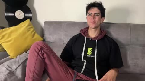 Stolas online show from February 2026 12:06:01 AM