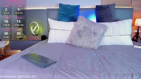 Stone Lee  online show from December 2024 06:25:02 AM