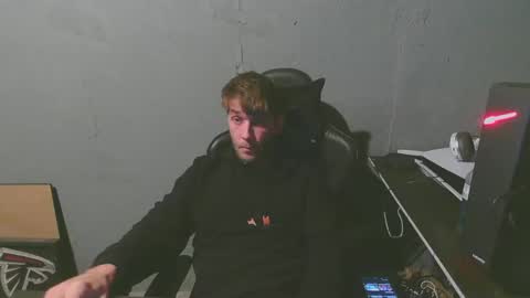 Snapshot of stonedpanda77 chatting on December 2024 03:18:02 AM stonedpanda77 online show from December 2024 03:18:02 AM