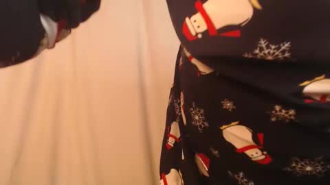 stonenipple online show from September 2025 04:35:01 AM