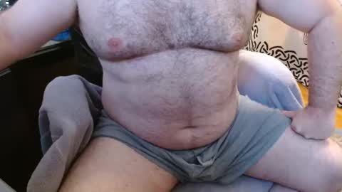 Stonerbear42 online show from September 2025 01:05:02 PM