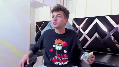 stonne69 online show from March 2025 06:08:02 PM