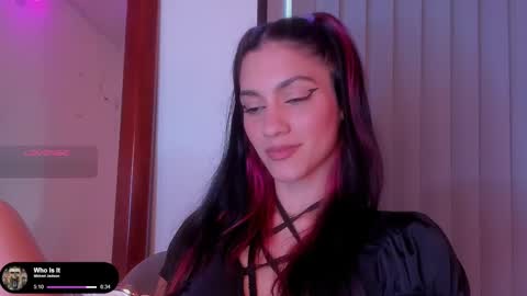 Liz online show from February 2025 10:07:02 PM