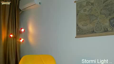 Stormi online show from November 2025 08:41:01 PM