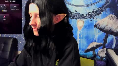 Stormythunder online show from September 2025 08:27:01 AM