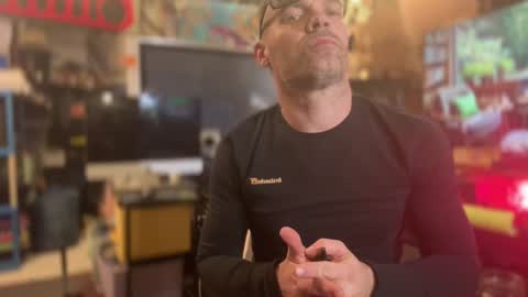 Str8 online show from January 2025 09:35:02 AM