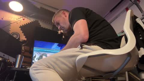 Str8 online show from February 2025 04:22:01 PM