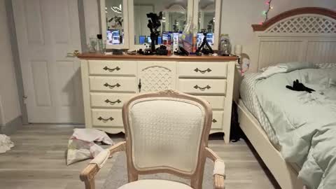 str8whiteboy21 online show from December 2025 08:14:02 PM