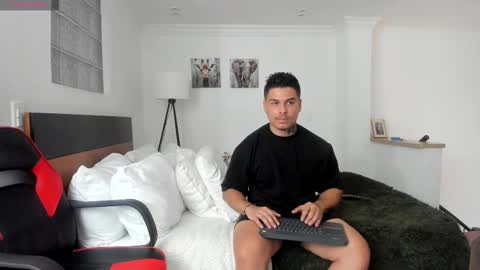 straight__friends online show from March 2026 03:09:02 PM