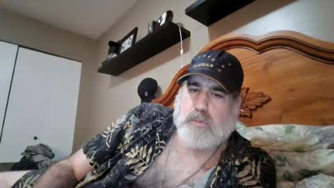 Straightbear4you online show from July 2026 04:16:01 AM