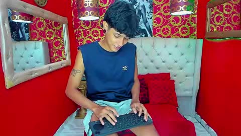 straightyounpein online show from April 2026 04:19:01 AM