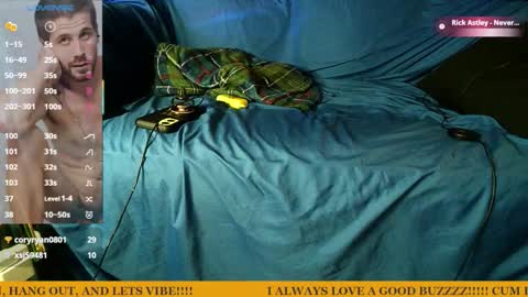 straitpipermann22 online show from December 2025 02:45:02 PM