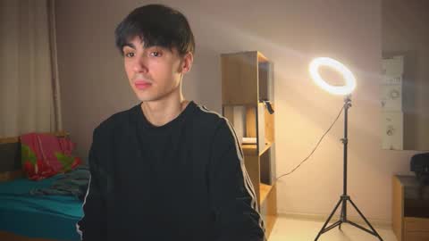 Ray online show from February 2026 04:32:01 PM