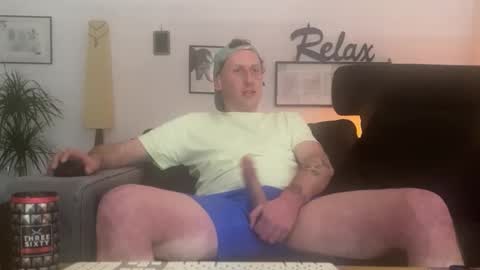 Snapshot of strammer_willi chatting on February 2026 02:19:01 AM strammer_willi online show from February 2026 02:19:01 AM