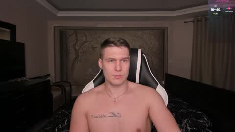 Snapshot of stranggee chatting on February 2025 10:14:02 PM Artem online show from February 2025 10:14:02 PM