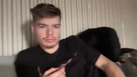 Snapshot of stratman301 chatting on February 2025 03:24:02 PM stratman301 online show from February 2025 03:24:02 PM