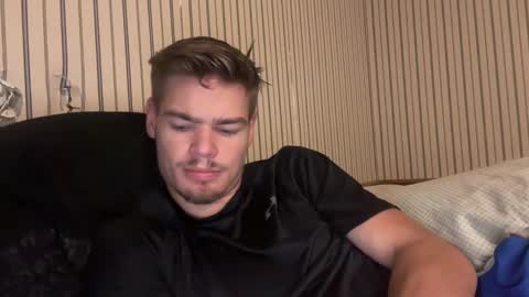 Snapshot of stratman301 chatting on September 2025 06:29:01 AM stratman301 online show from September 2025 06:29:01 AM