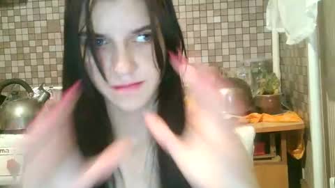 Strawberry Storm online show from October 2025 09:16:02 PM