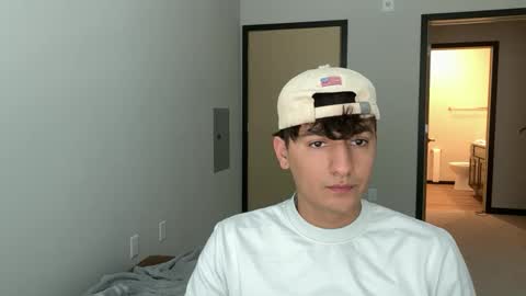 sexmenyoutnng online show from October 2025 06:37:01 PM