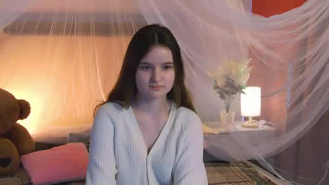 Snapshot of strawbunnybite chatting on May 2026 02:01:01 PM Bunny online show from May 2026 02:01:01 PM
