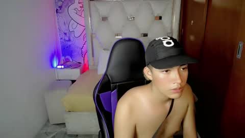 Street online show from February 2026 03:18:02 AM