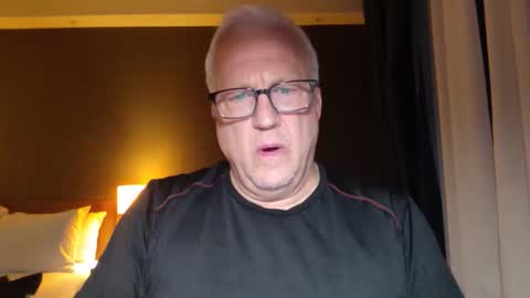 Snapshot of strkgforyou chatting on October 2025 05:39:01 PM Stroking For You online show from October 2025 05:39:01 PM