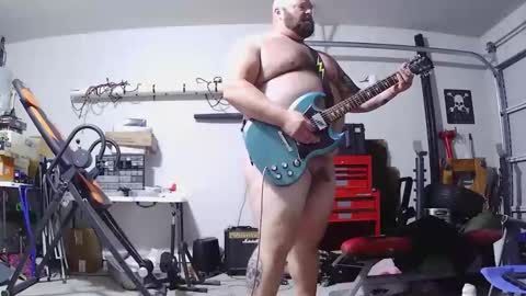 strong_bear89 online show from February 2026 09:01:01 PM