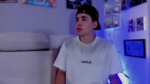 strong_rock69 online show from April 2026 04:07:02 PM