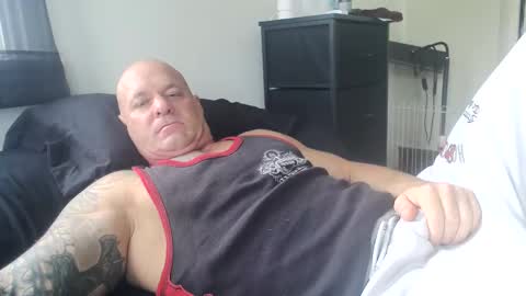 Snapshot of strongandhard073 chatting on October 2025 03:31:02 PM StrongAndHard online show from October 2025 03:31:02 PM