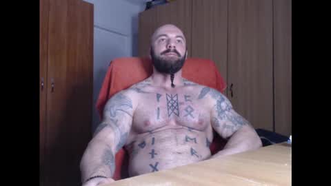 Snapshot of strongivan chatting on January 2025 05:00:02 AM StrongIvan online show from January 2025 05:00:02 AM