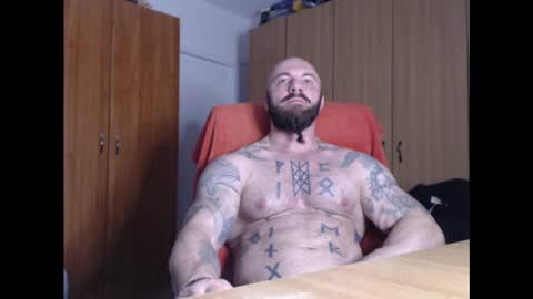 Snapshot of strongivan chatting on February 2025 05:00:01 AM StrongIvan online show from February 2025 05:00:01 AM