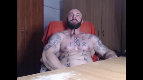 Snapshot of strongivan chatting on September 2025 05:36:01 PM StrongIvan online show from September 2025 05:36:01 PM