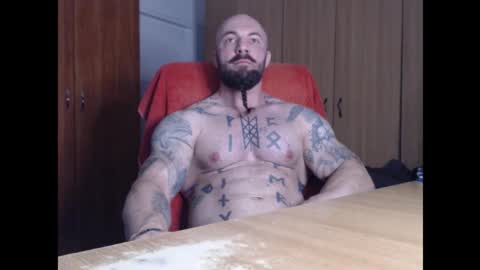 Snapshot of strongivan chatting on September 2025 04:04:02 AM StrongIvan online show from September 2025 04:04:02 AM