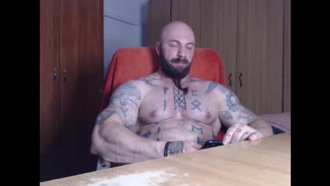 Snapshot of strongivan chatting on September 2025 05:51:02 PM StrongIvan online show from September 2025 05:51:02 PM