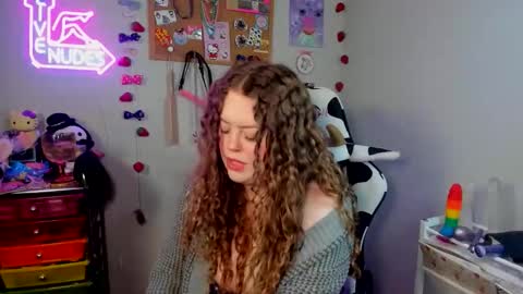 Strwbby online show from February 2026 05:12:01 AM