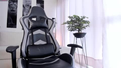 Snapshot of stud_samuel chatting on November 2025 01:55:02 PM Samuel online show from November 2025 01:55:02 PM