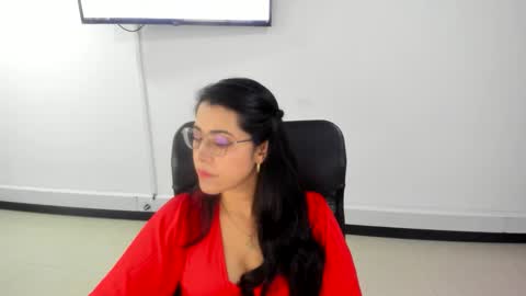 studcb_ online show from December 2025 02:04:01 PM