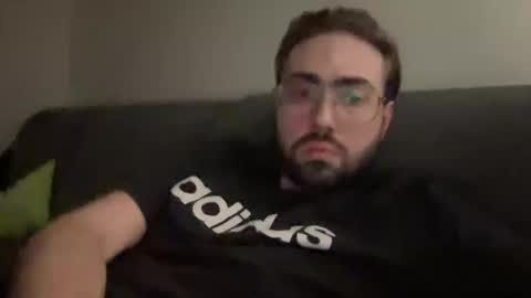 27yo student online show from September 2025 09:28:02 PM