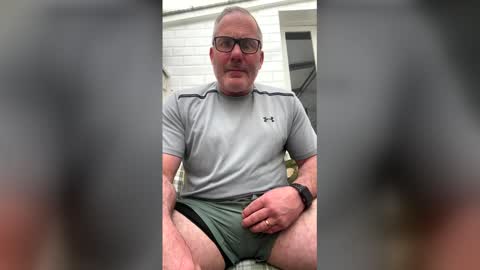 stumpyj2266 online show from April 2026 02:45:01 PM