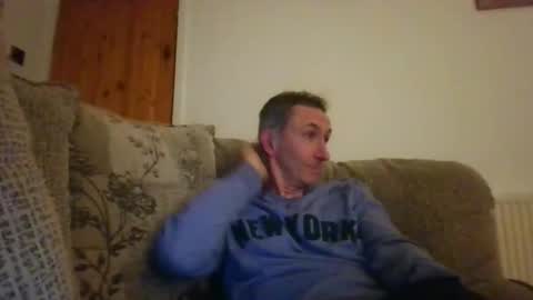 stuuuey73 online show from November 2025 10:33:02 PM