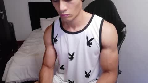 stylish man online show from May 2026 09:34:02 PM